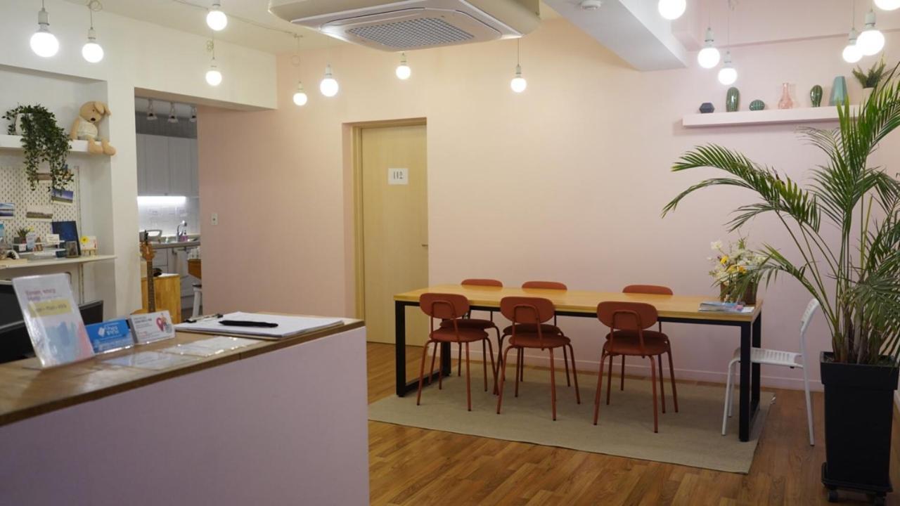 Hannahstay Women Only Guesthouse Jeju Exteriör bild