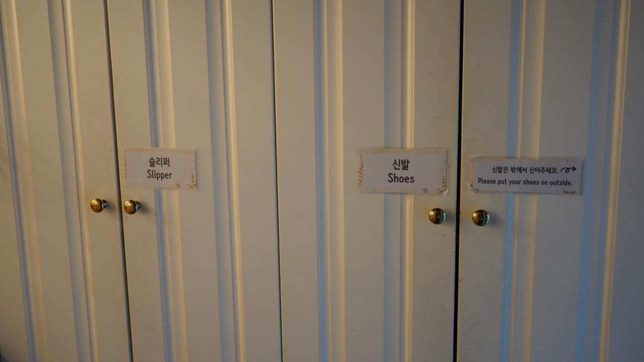 Hannahstay Women Only Guesthouse Jeju Exteriör bild